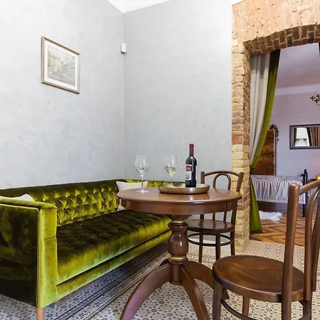 смольського, 6 Apartment