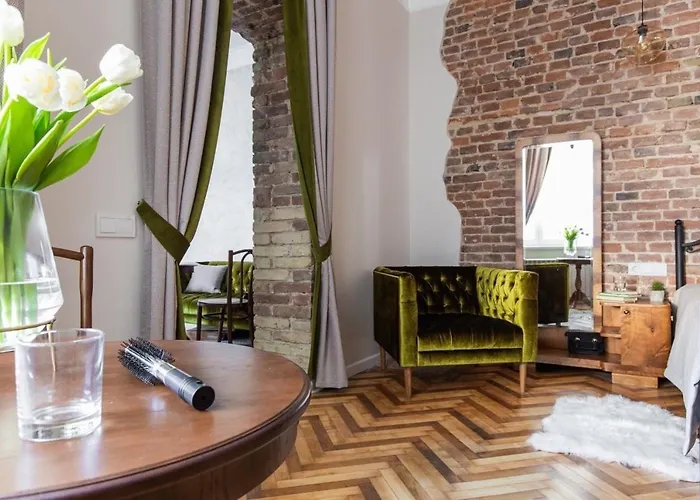 смольського, 6 *