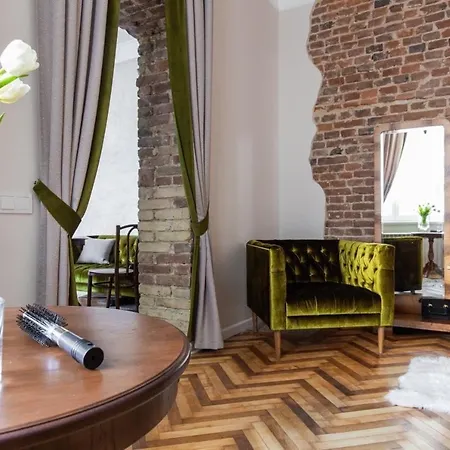 смольського, 6 *